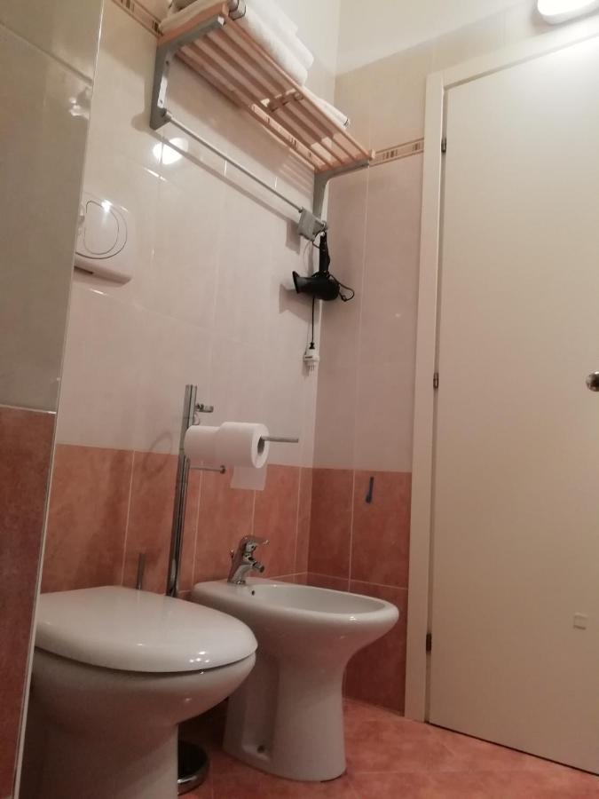 Centro e Mare Appartamento Pesaro Esterno foto